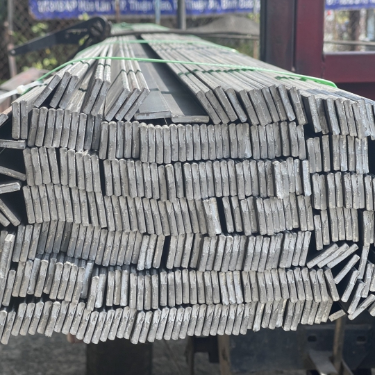 SẮT LA CẮT THEO QUY CÁCH